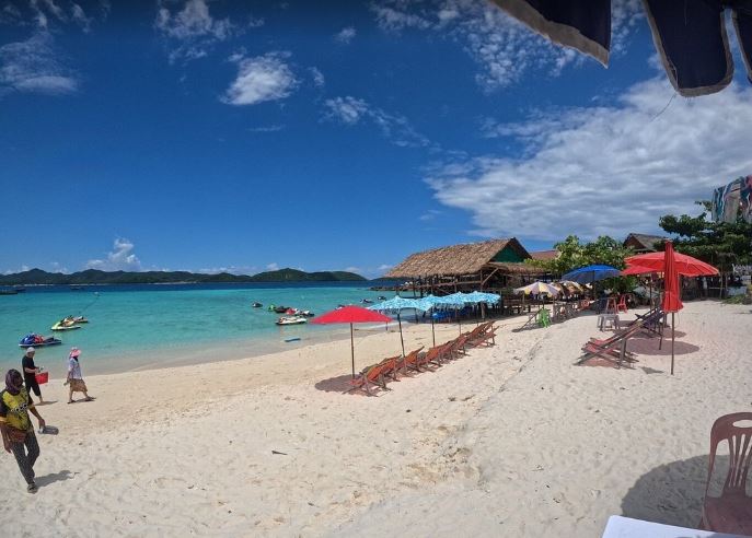 Khai Nok & Khai Nai Islands — sailing destination from Phuket